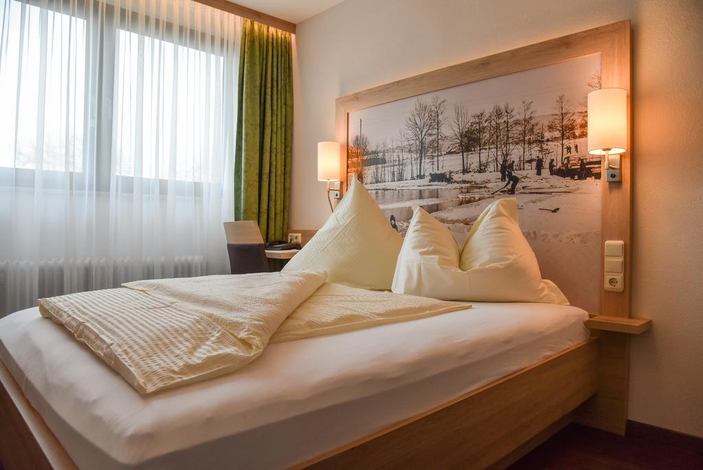 Landhotel Schnupp Neudrossenfeld Eksteriør billede