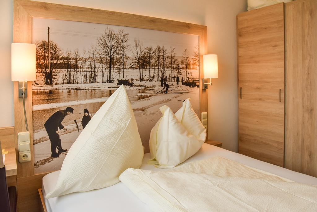 Landhotel Schnupp Neudrossenfeld Eksteriør billede